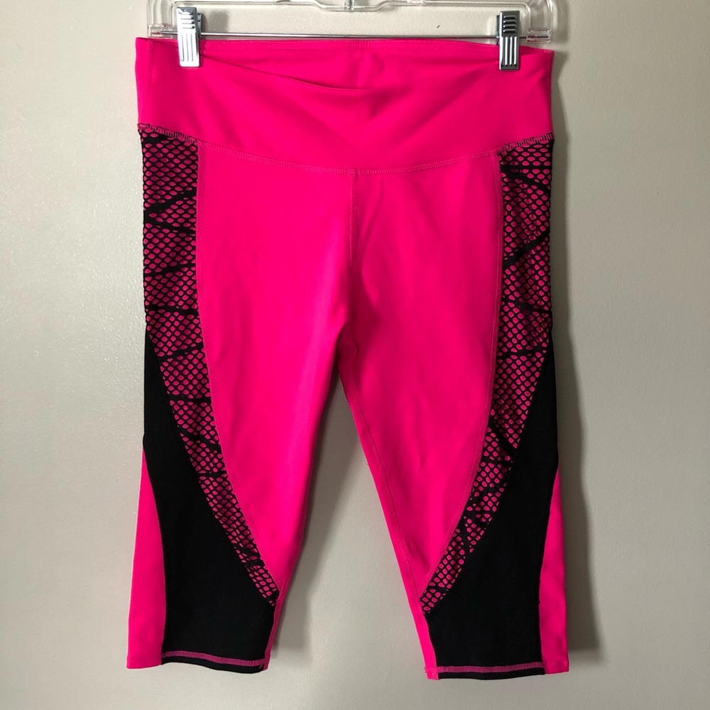 Fabletics Navassa Crop Leggings Magenta Mesh M - Picture 2 of 7